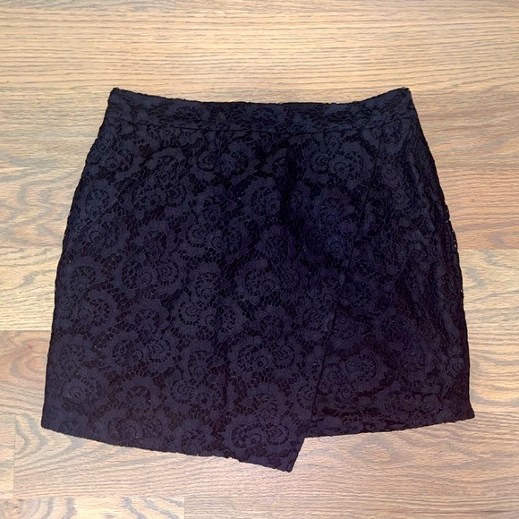 NWOT Madewell lace black mini skirt size 10 - Picture 2 of 10